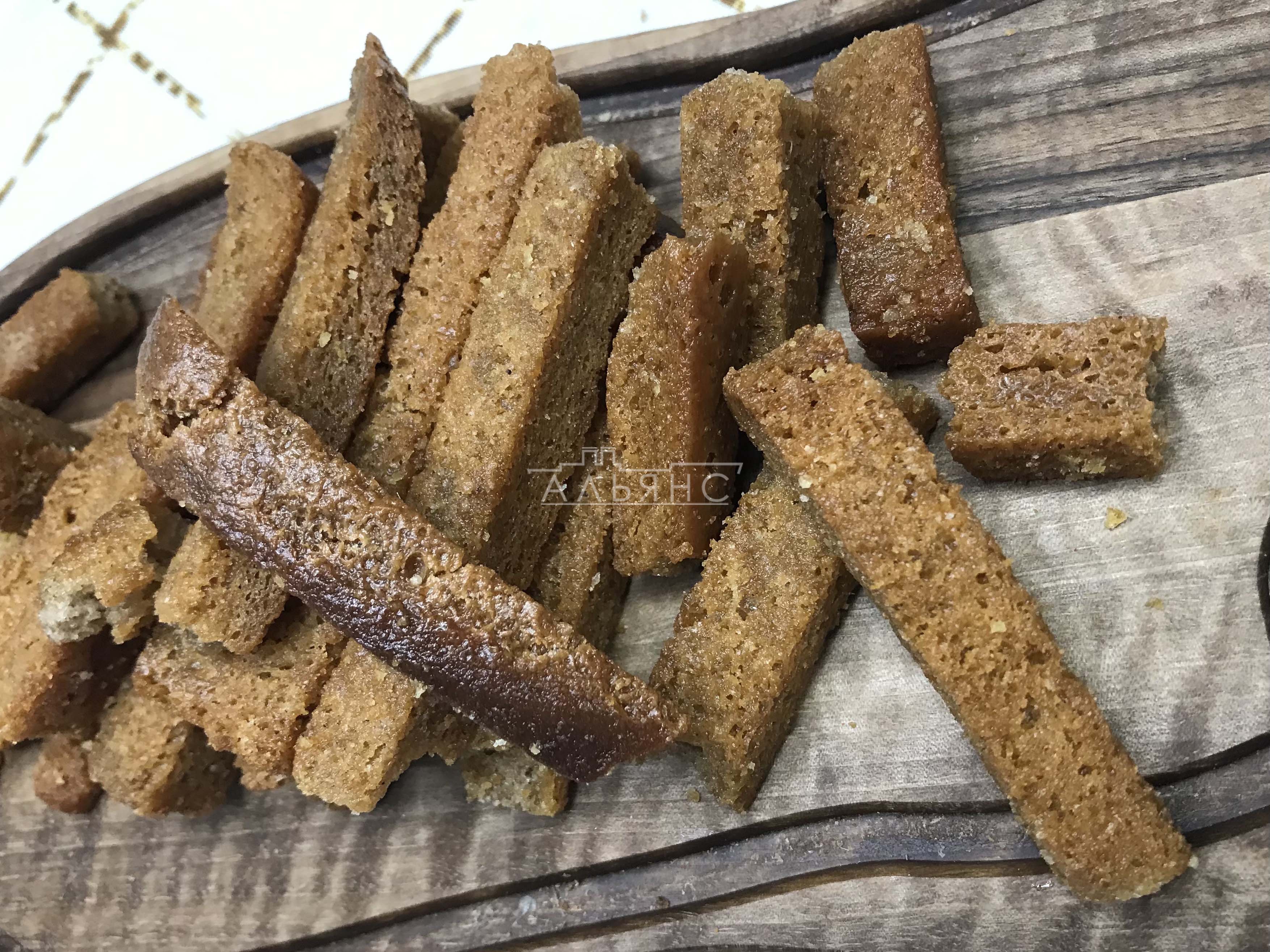 Деревенские гренки с чесноком в Красноярске