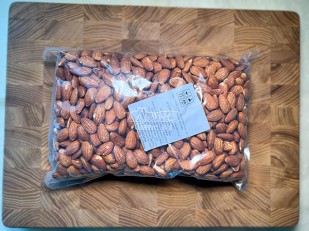 Гренки: Миндаль жарено-соленый