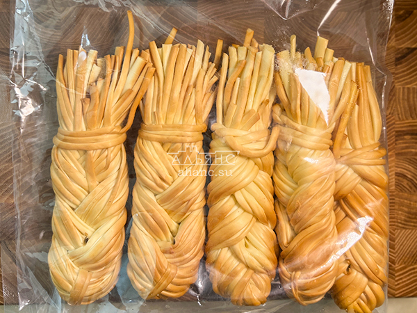 Сырный продукт ФЕРМЕРСКИЙ коса копченая в Красноярске