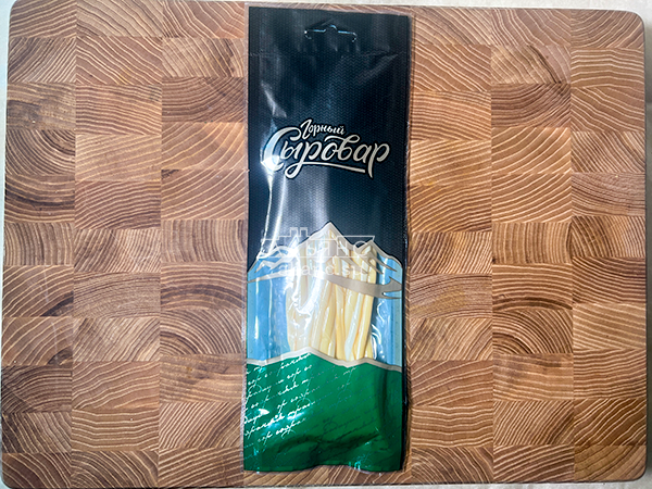 Сыр 60 гр ГОРНЫЙ СЫРОВАР (Нити копчёные) в Красноярске