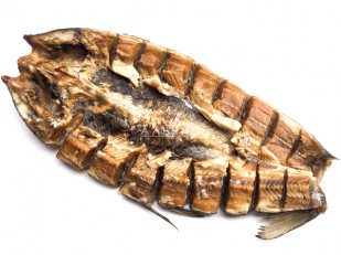 Корюшка (мелкая) вяленая (Камчатка): Сом (бабочка) холодного копчения